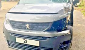 Peugeot Partner 1.5 BlueHDi Long 130 Asphalt Damaged salvage Automatic 8 GEARS