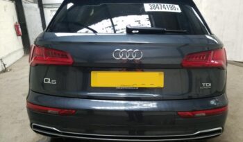 
										Audi Q5 S-Line full									