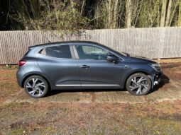 
										RENAULT CLIO RS-LINE TCE AUTO full									
