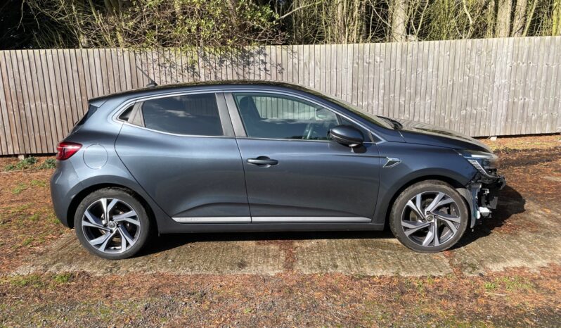 
								RENAULT CLIO RS-LINE TCE AUTO full									