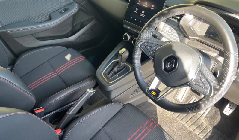 
								RENAULT CLIO RS-LINE TCE AUTO full									