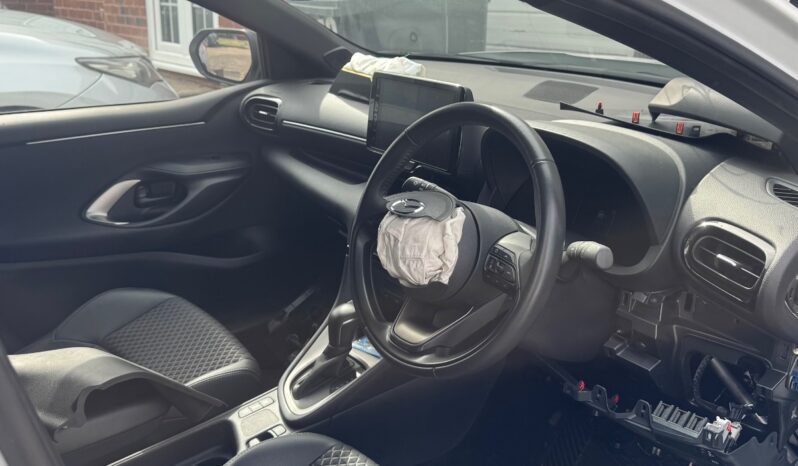 
								2024 Mazda Mazda2 Hybrid Auto CAT S SALVAGE full									