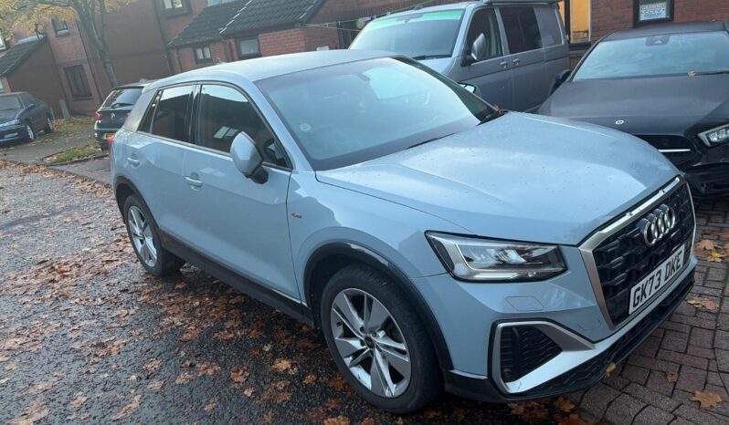 
								Audi Q2 1.5 TFSI CoD 35 S line Euro 6 (s/s) 5dr 73plate full									